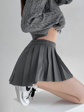 Spicy Mini Pleated Skirt