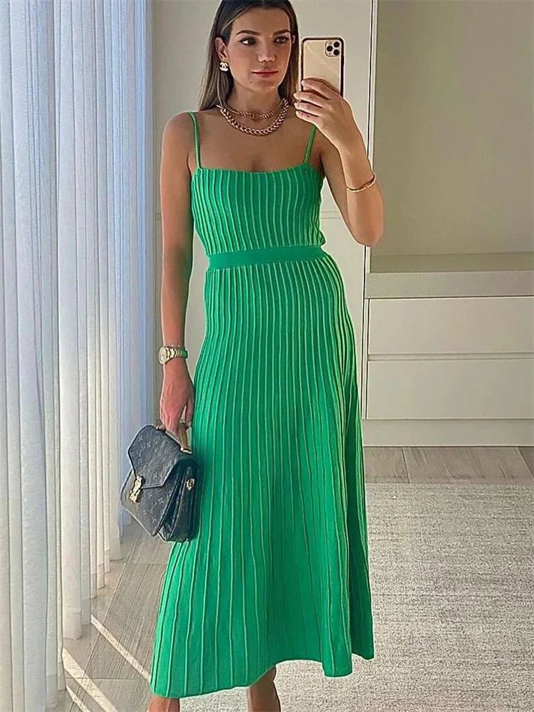 Stretchable Backless Knit Maxi Dress