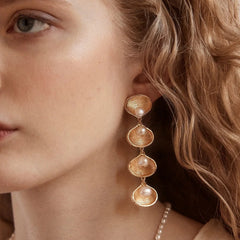 Calypso Seashell Earrings - Gold/Pearl