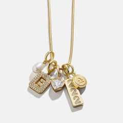 Block Pavé Initial Cluster Charm - U